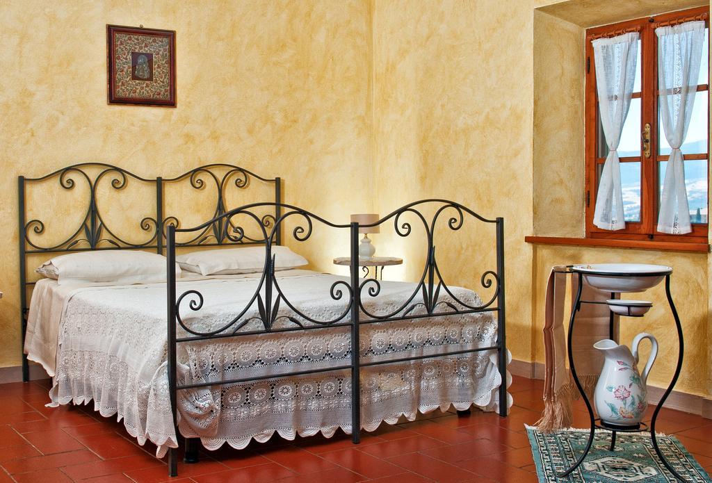 Agriturismo La Buca Di Bellugi San Quirico dʼOrcia Pokoj fotografie