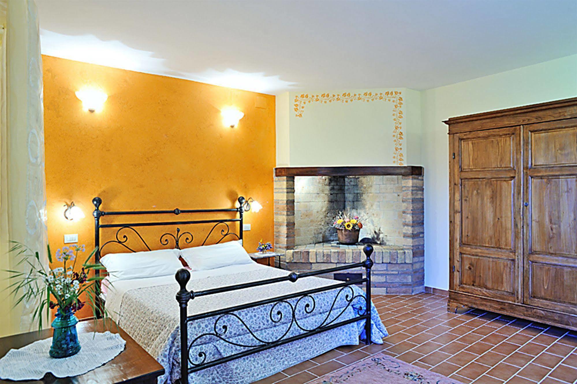 Agriturismo La Buca Di Bellugi San Quirico dʼOrcia Exteriér fotografie